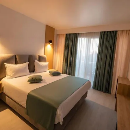 Blue Boat Hotel apartamentowy Năvodari