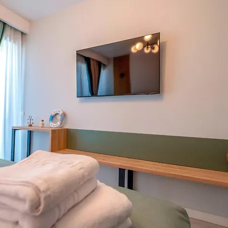 Blue Boat Hotel apartamentowy Năvodari